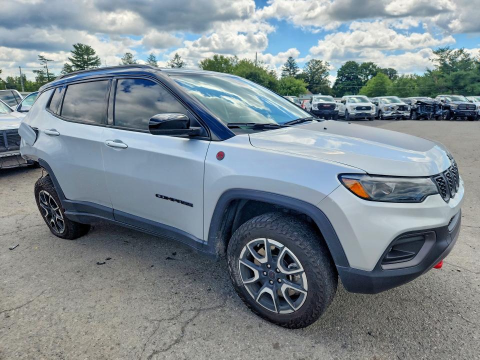 66199036 :رقم المزاد ، 3C4NJDDN9ST508733 vin ، 2025 Jeep Compass مزاد بيع