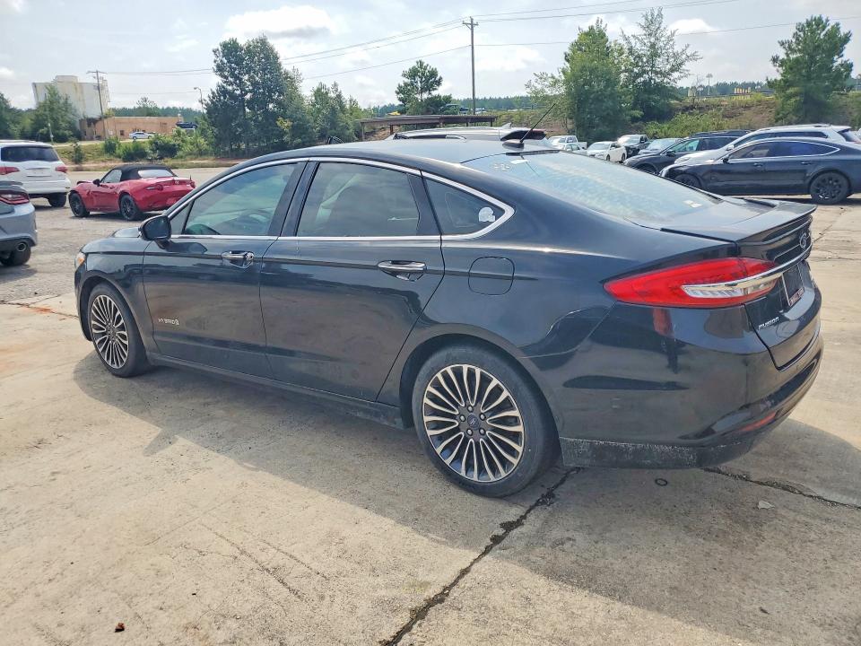 66836776 :رقم المزاد ، 3FA6P0RU2JR102774 vin ، 2018 Ford Fusion مزاد بيع