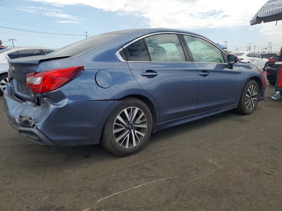 64419906 :رقم المزاد ، 4S3BNAB69J3012956 vin ، 2018 Subaru Legacy مزاد بيع