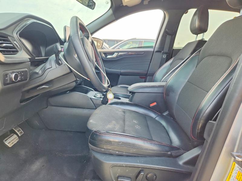 64695556 :رقم المزاد ، 1FMCU9MN3PUA59182 vin ، 2023 Ford Escape مزاد بيع
