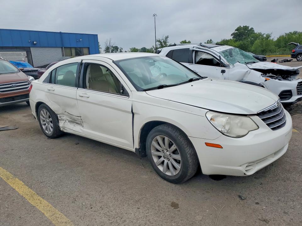 64942666 :رقم المزاد ، 1C3CC5FB0AN174024 vin ، 2010 Chrysler Sebring مزاد بيع