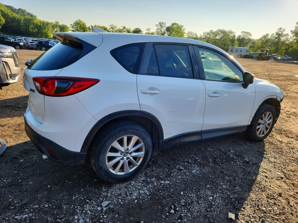 63531826 :رقم المزاد ، JM3KE4BYXG0660813 vin ، 2016 Mazda Cx-5 مزاد بيع