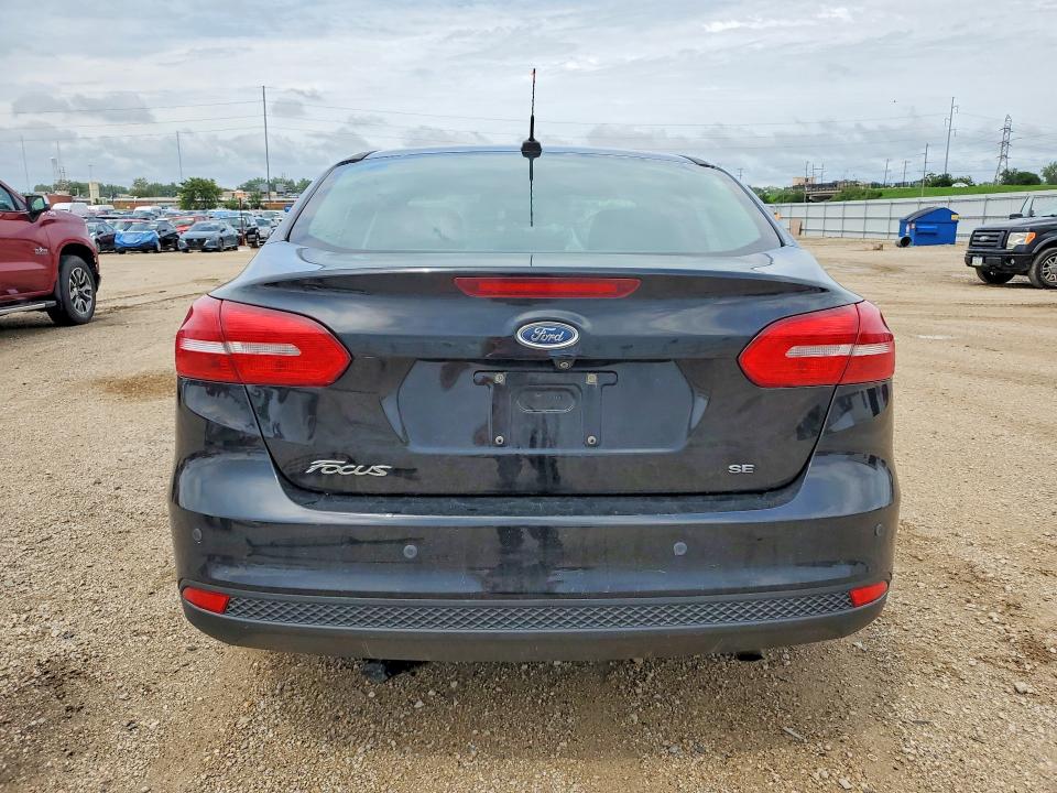 65207066 :رقم المزاد ، 1FADP3F23JL316439 vin ، 2018 Ford Focus مزاد بيع