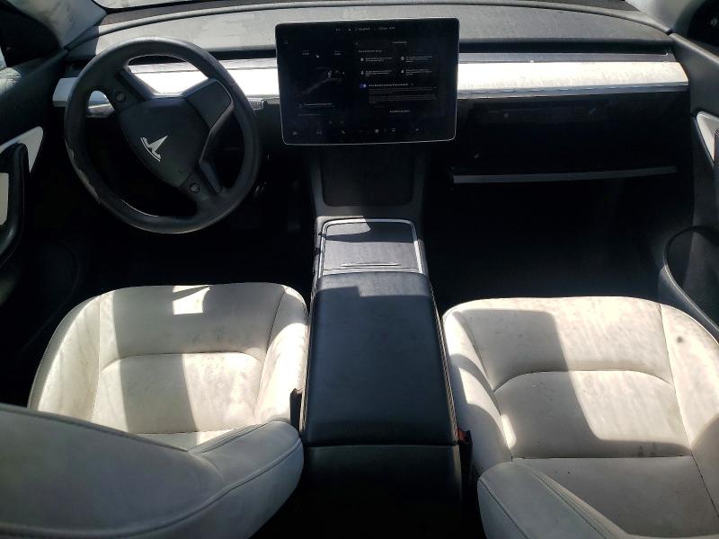 63251146 :رقم المزاد ، 5YJYGDEE6MF216355 vin ، 2021 Tesla Model Y مزاد بيع