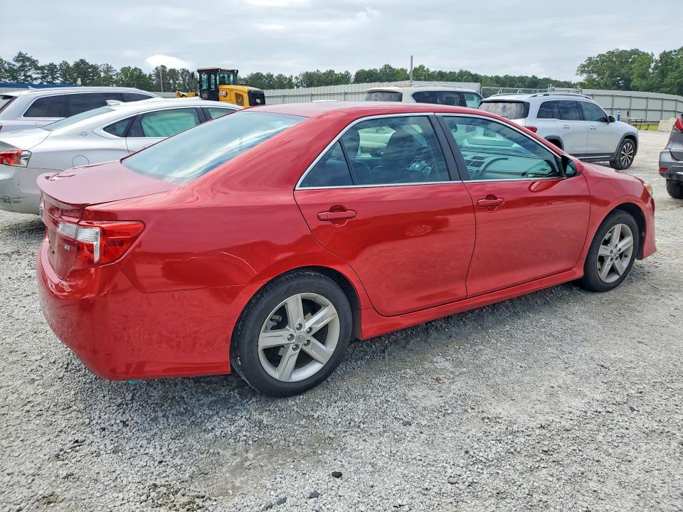 2013 Toyota Camry მანქანა იყიდება აუქციონზე, vin: 4T1BF1FK1DU646051, აუქციონის ნომერი: 63131876