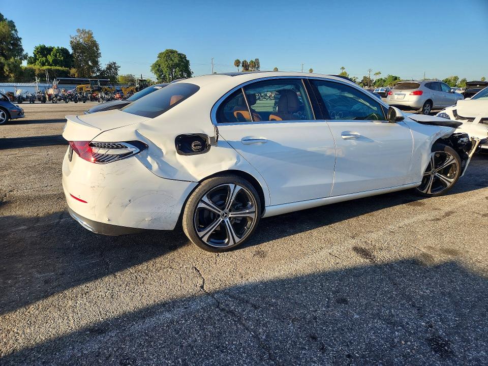 66562146 :رقم المزاد ، W1KAF4GB3SR252489 vin ، 2025 Mercedes-benz C مزاد بيع
