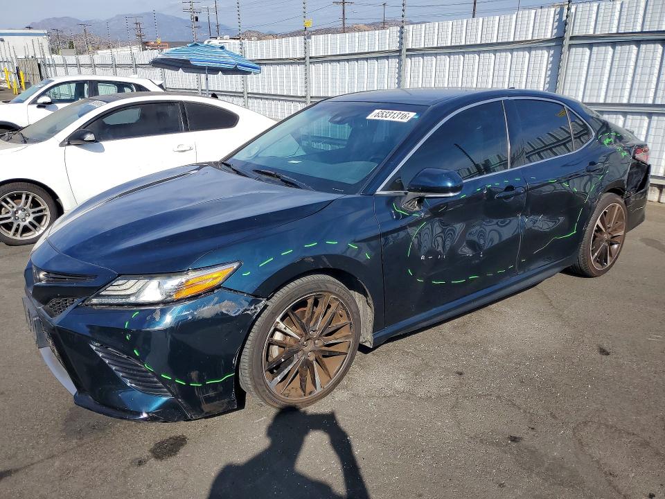 Продаж на аукціоні авто 2018 Toyota Camry, vin: 4T1B61HK6JU591573, номер лоту: 65331316