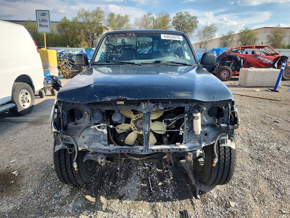 Продажа на аукционе авто 2002 Toyota Tacoma, vin: 5TEWN72N52Z144000, номер лота: 64652676