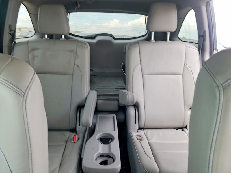 65960256 :رقم المزاد ، 5TDKZRFH2JS530386 vin ، 2018 Toyota Highlander مزاد بيع