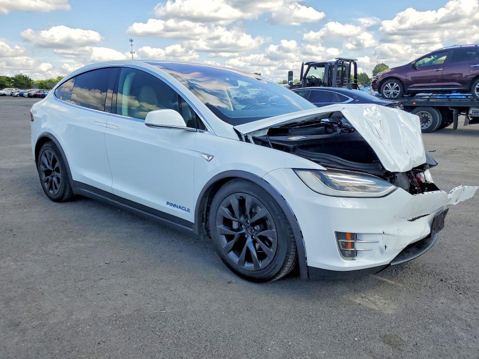 65985766 :رقم المزاد ، 5YJXCBE21GF016554 vin ، 2016 Tesla Model X مزاد بيع