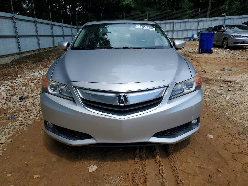 63824646 :رقم المزاد ، 19VDE1F74DE011859 vin ، 2013 Acura Ilx مزاد بيع