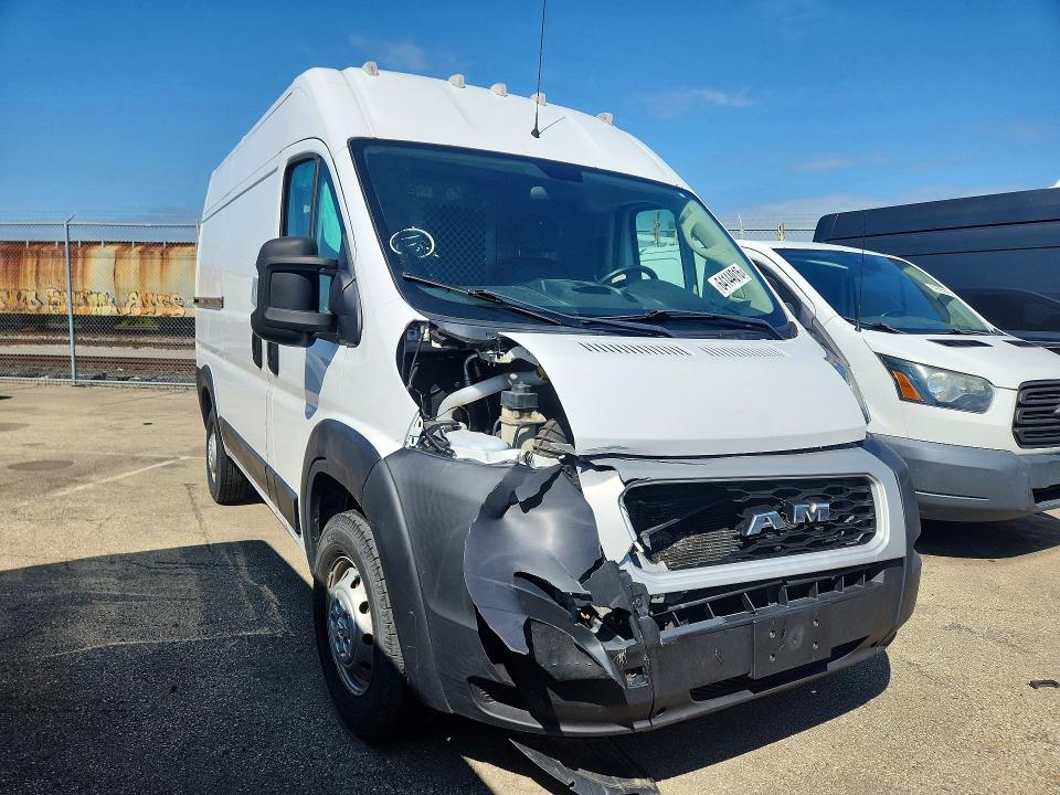 64144016 :رقم المزاد ، 3C6TRVCG2LE131071 vin ، 2020 Ram Promaster 2500 مزاد بيع