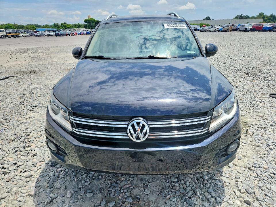 65595166 :رقم المزاد ، WVGAV7AX2FW504531 vin ، 2015 Volkswagen Tiguan مزاد بيع