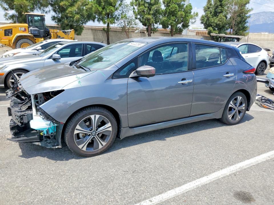 64445296 :رقم المزاد ، 1N4AZ1CP7LC302208 vin ، 2020 Nissan Leaf مزاد بيع