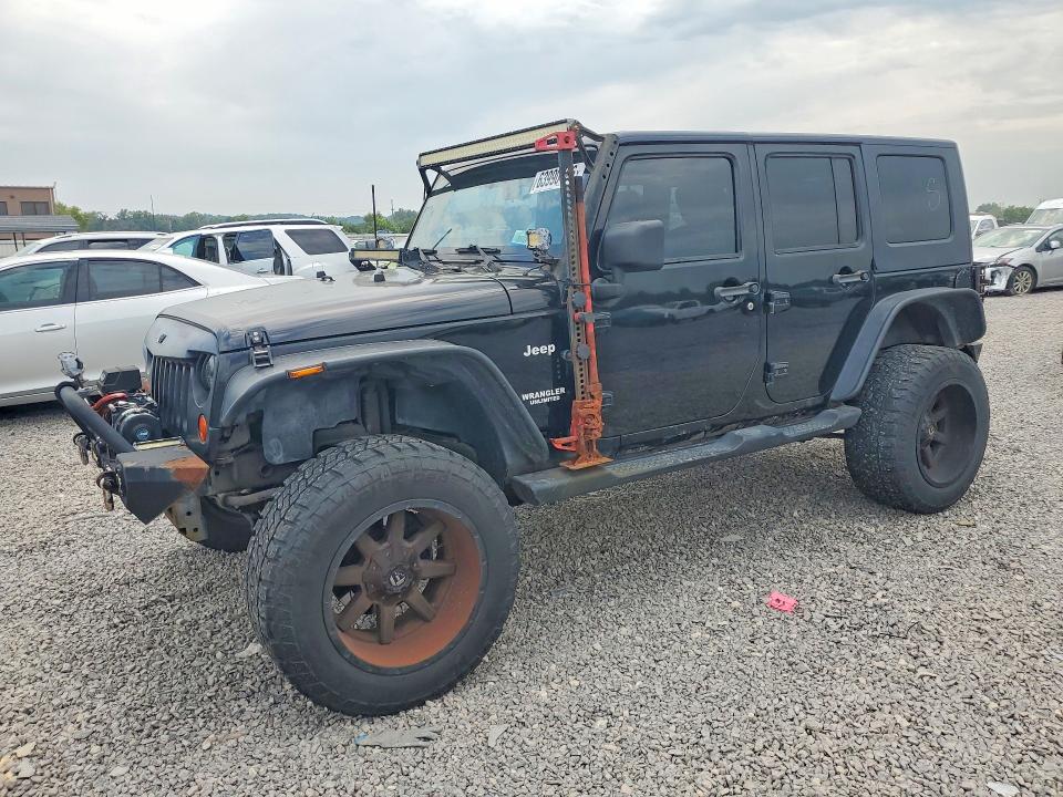 2010 Jeep Wrangler Unlimited მანქანა იყიდება აუქციონზე, vin: 1J4BA5H19AL215788, აუქციონის ნომერი: 63990496