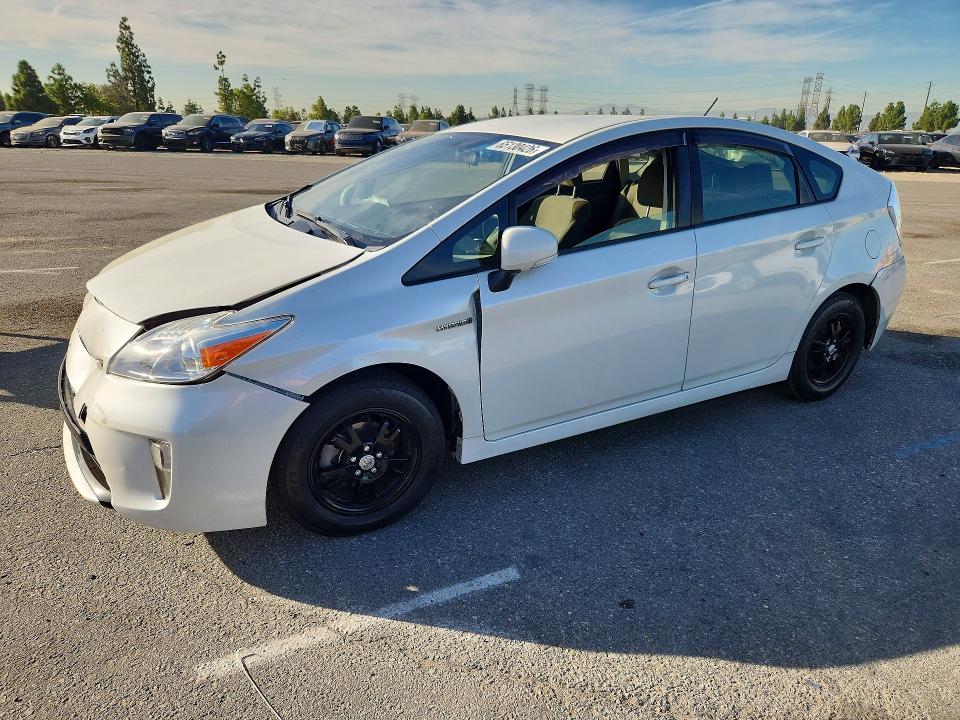 65130426 :رقم المزاد ، JTDKN3DU4F1995815 vin ، 2015 Toyota Prius مزاد بيع