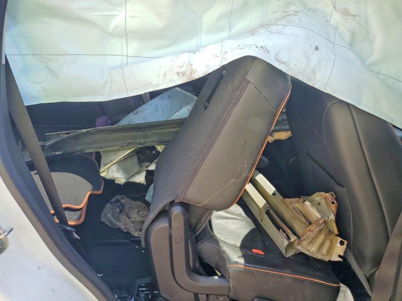 64548116 :رقم المزاد ، 1GKKNLLS4MZ117157 vin ، 2021 Gmc Acadia مزاد بيع