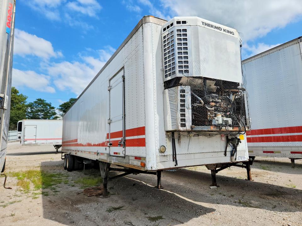 63768186 :رقم المزاد ، 1UYVS24835M407212 vin ، 2005 Utility Trailer Trailer مزاد بيع
