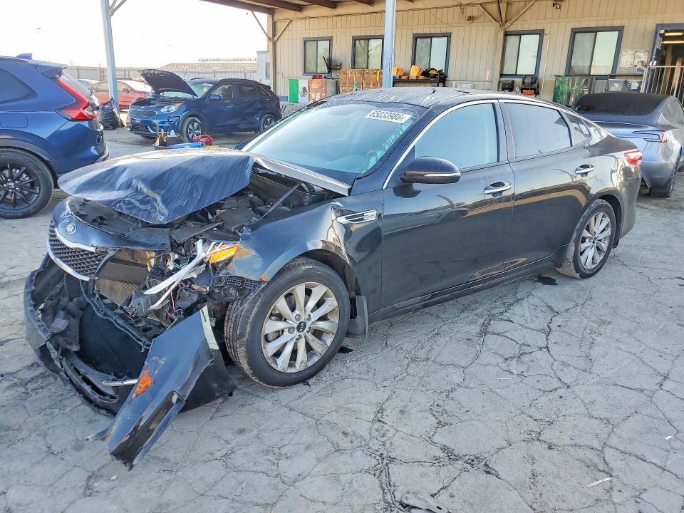 Aukcja sprzedaży 2018 Kia Optima, vin: 5XXGT4L38JG258074, numer aukcji: 65033986