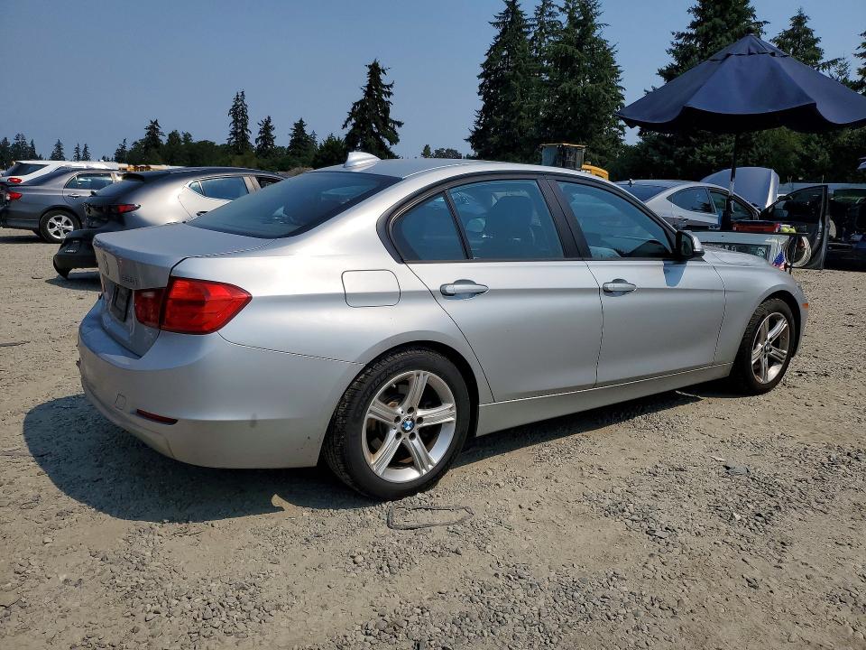 2013 Bmw 328 მანქანა იყიდება აუქციონზე, vin: WBA3B3C55DF540895, აუქციონის ნომერი: 65154786