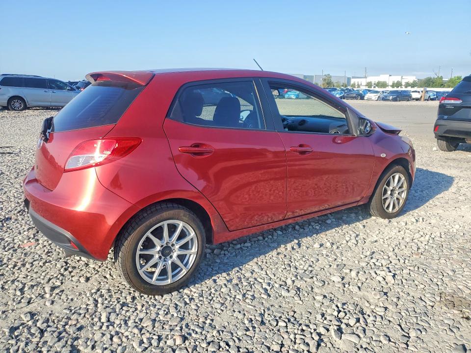 2014 Mazda Mazda2 მანქანა იყიდება აუქციონზე, vin: JM1DE1LY1E0173494, აუქციონის ნომერი: 65727866