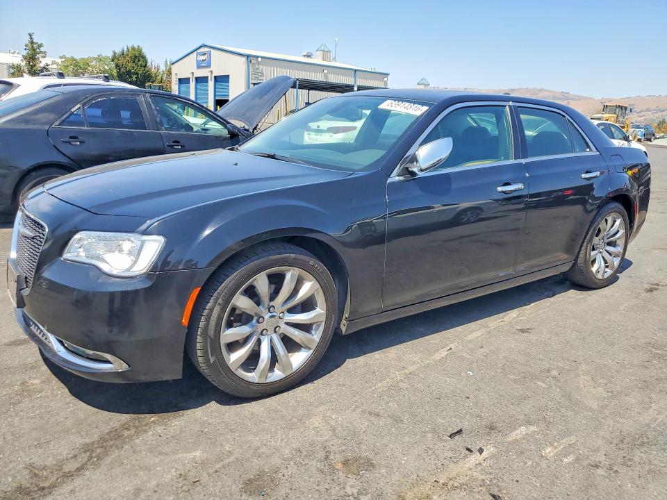 Auction sale of the 2017 Chrysler 300c, vin: 2C3CCAEG7HH668003, lot number: 63914816