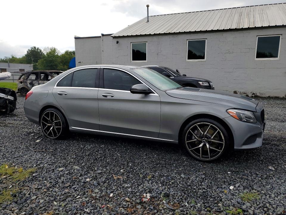 Продажа на аукционе авто 2015 Mercedes-benz C, vin: 55SWF4KB8FU014882, номер лота: 66792756