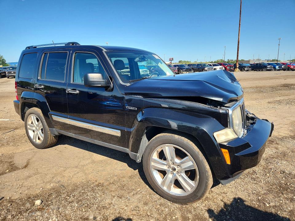 63711486 :رقم المزاد ، 1C4PJMFK7CW114395 vin ، 2012 Jeep Liberty مزاد بيع