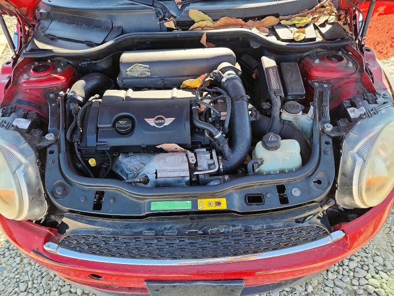 63381786 :رقم المزاد ، WMWSV3C56BTY10900 vin ، 2011 Mini Cooper مزاد بيع