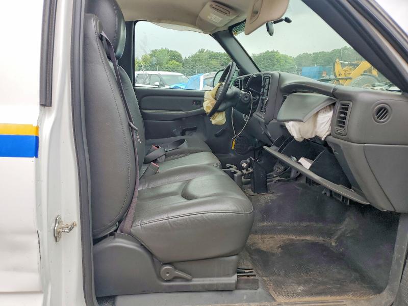 64600486 :رقم المزاد ، 1GTHK24U54E298012 vin ، 2004 Gmc Sierra مزاد بيع