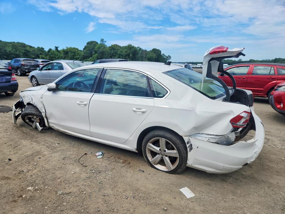 2013 Volkswagen Passat მანქანა იყიდება აუქციონზე, vin: 1VWBP7A30DC013015, აუქციონის ნომერი: 63400676