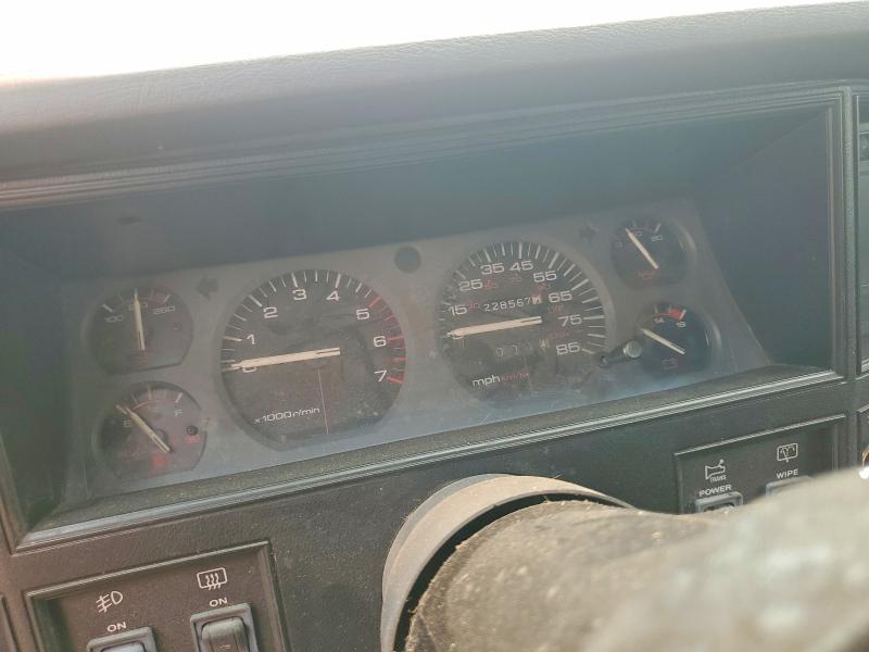 1988 Jeep Cherokee მანქანა იყიდება აუქციონზე, vin: 1JCMT7895JT133632, აუქციონის ნომერი: 63617406