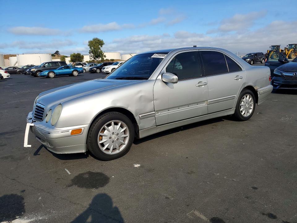 Продаж на аукціоні авто 2000 Mercedes-benz E, vin: WDBJF65J8YB090763, номер лоту: 67258896