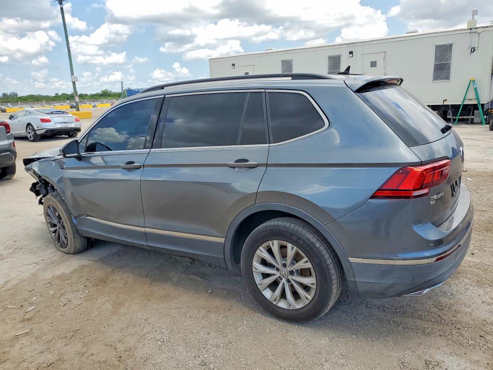 Продаж на аукціоні авто 2018 Volkswagen Tiguan, vin: 3VV3B7AX1JM090593, номер лоту: 62917336