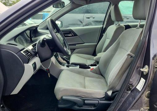 65679286 :رقم المزاد ، 1HGCR2F34HA007587 vin ، 2017 Honda Accord مزاد بيع