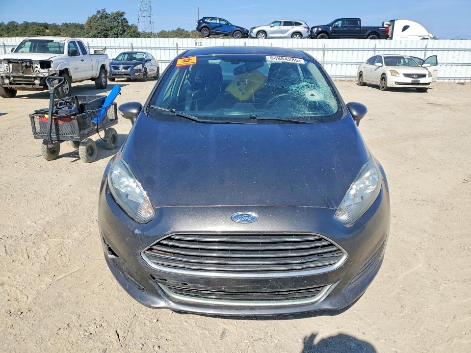 64984286 :رقم المزاد ، 3FADP4BJ0GM120355 vin ، 2016 Ford Fiesta مزاد بيع