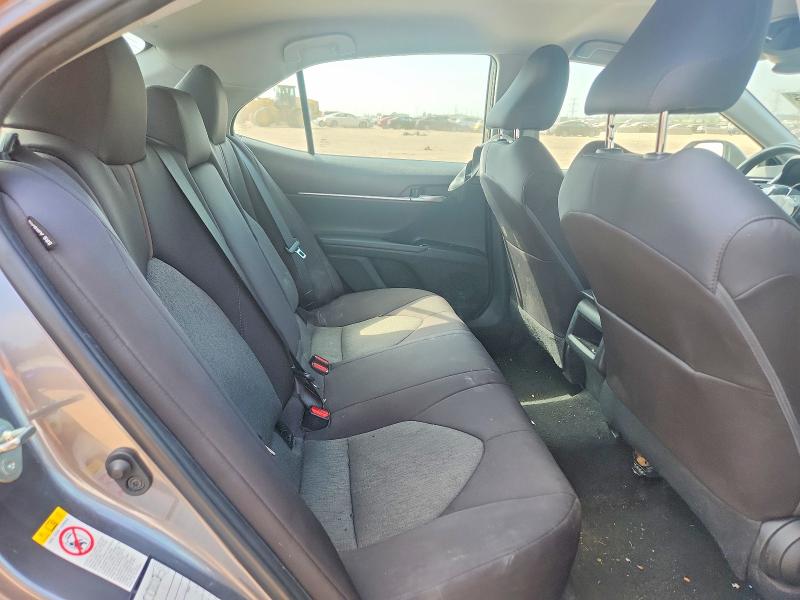 67066656 :رقم المزاد ، 4T1B11HK3KU162312 vin ، 2019 Toyota Camry مزاد بيع
