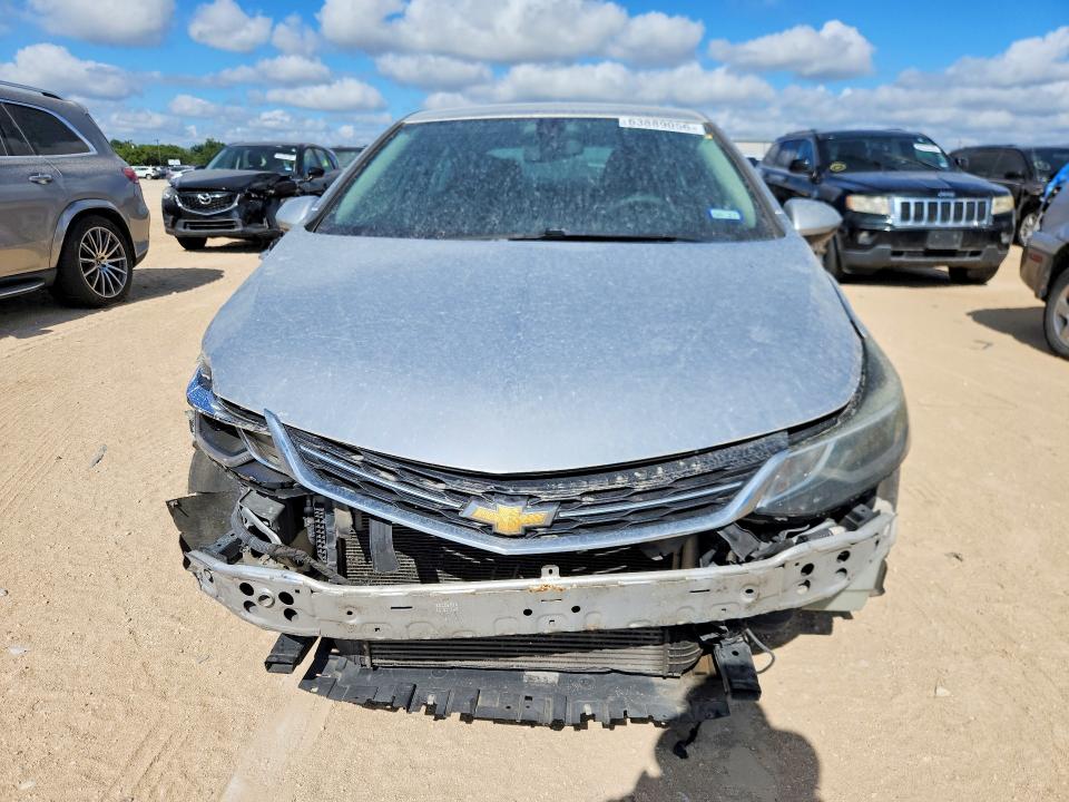 63889056 :رقم المزاد ، 1G1BE5SM5J7180181 vin ، 2018 Chevrolet Cruze مزاد بيع