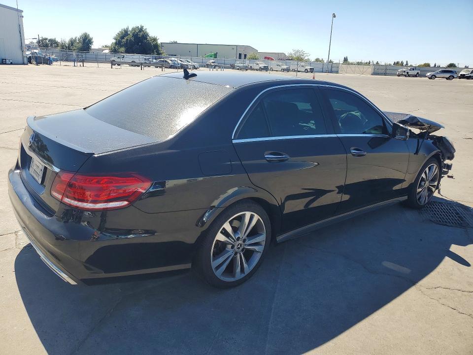 66775576 :رقم المزاد ، WDDHF5KB1EB014228 vin ، 2014 Mercedes-benz E مزاد بيع