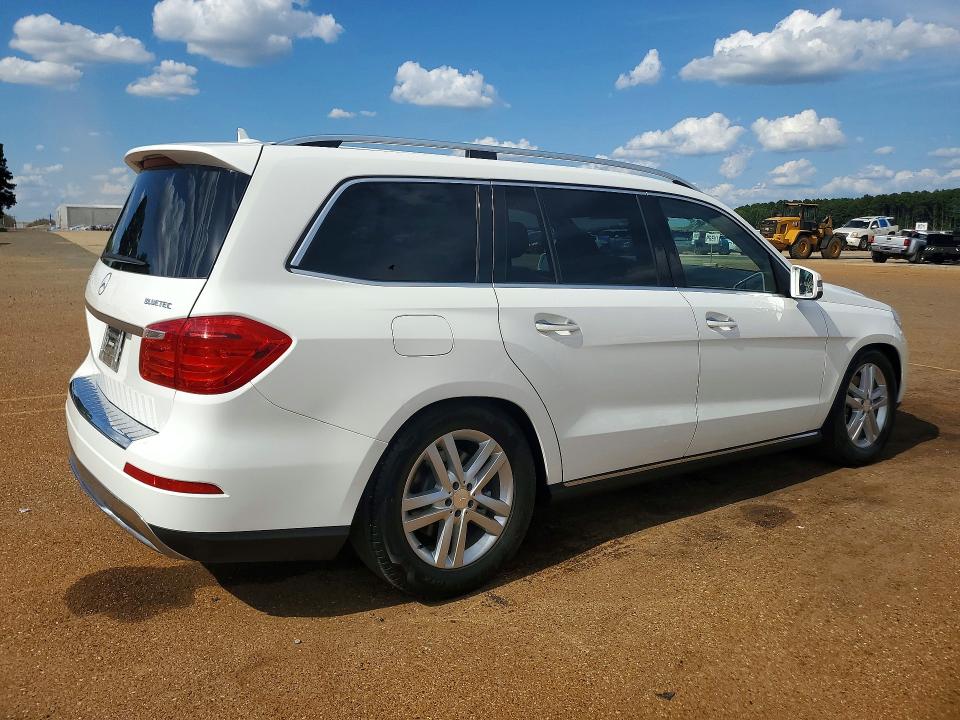 Продаж на аукціоні авто 2015 Mercedes-benz Gl, vin: 4JGDF2EE9FA521054, номер лоту: 64798846