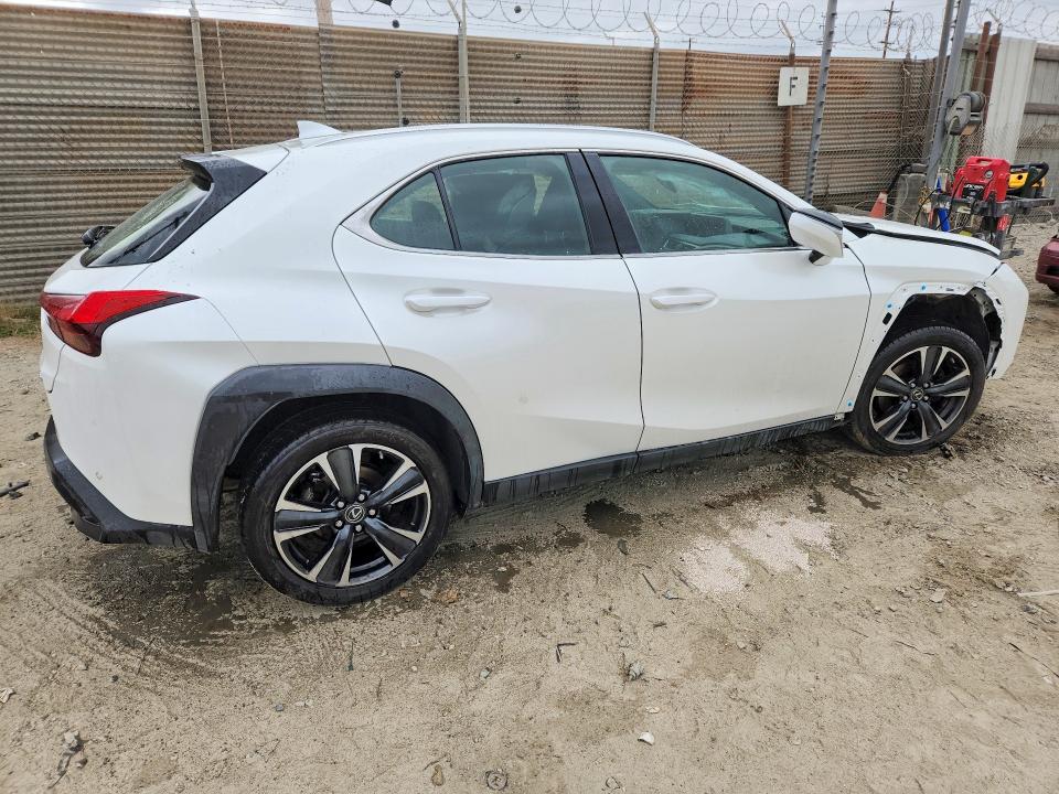 64947816 :رقم المزاد ، JTHX3JBH0N2052690 vin ، 2022 Lexus Ux 200 مزاد بيع