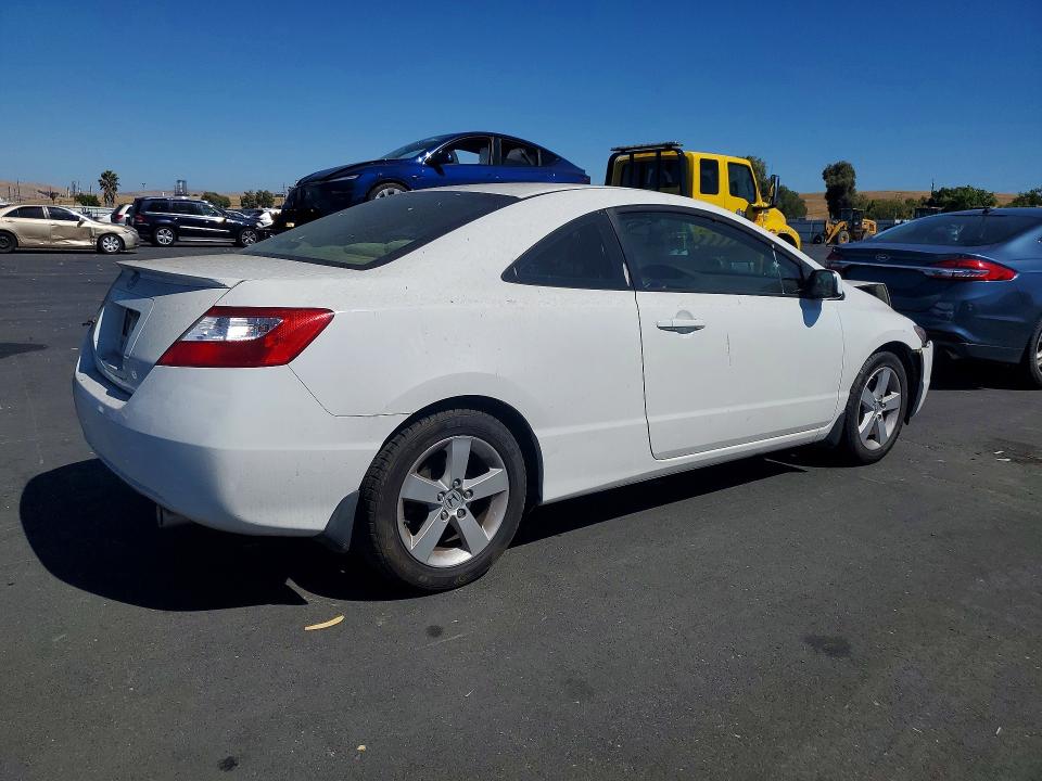 2008 Honda Civic მანქანა იყიდება აუქციონზე, vin: 2HGFG128X8H500979, აუქციონის ნომერი: 63160736