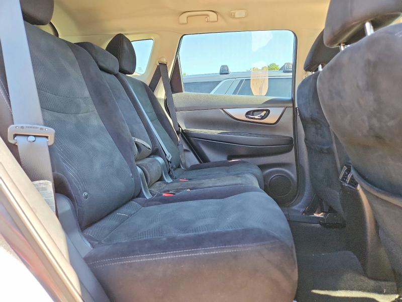 65688926 :رقم المزاد ، 5N1AT2MV6FC766038 vin ، 2015 Nissan Rogue مزاد بيع