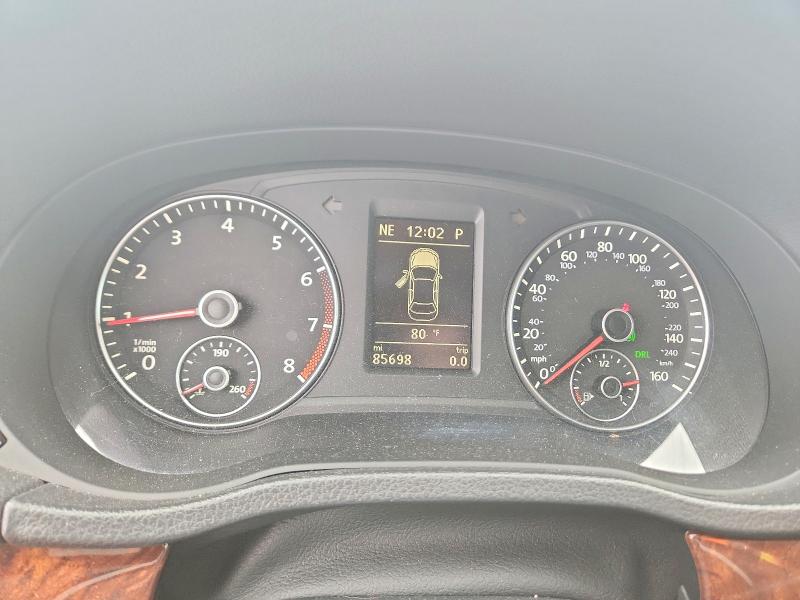 64082306 :رقم المزاد ، 1VWCH7A31DC021237 vin ، 2013 Volkswagen Passat مزاد بيع