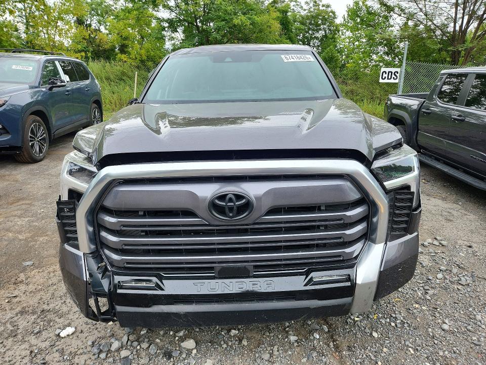 Продаж на аукціоні авто 2025 Toyota Tundra, vin: 5TFJA5DBXSX314842, номер лоту: 67418426