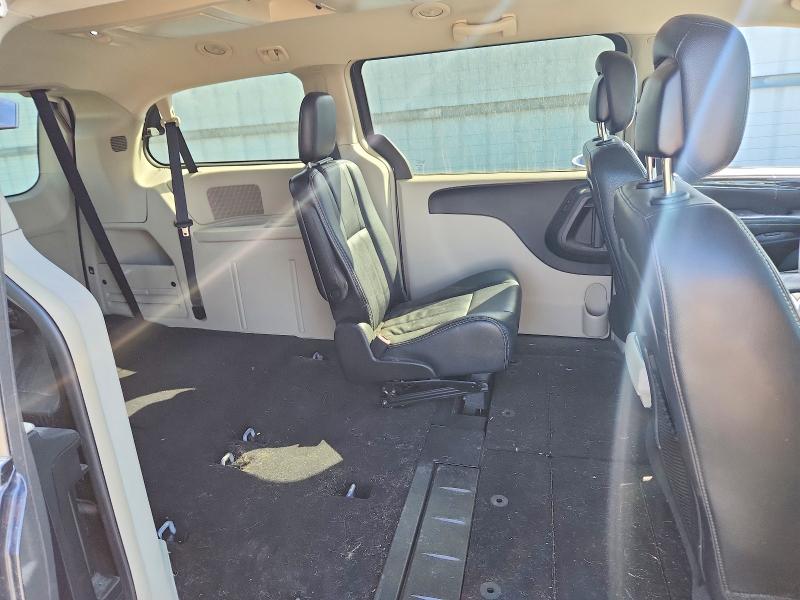 2013 Chrysler Town & Country მანქანა იყიდება აუქციონზე, vin: 2C4RC1BG7DR674608, აუქციონის ნომერი: 67195956