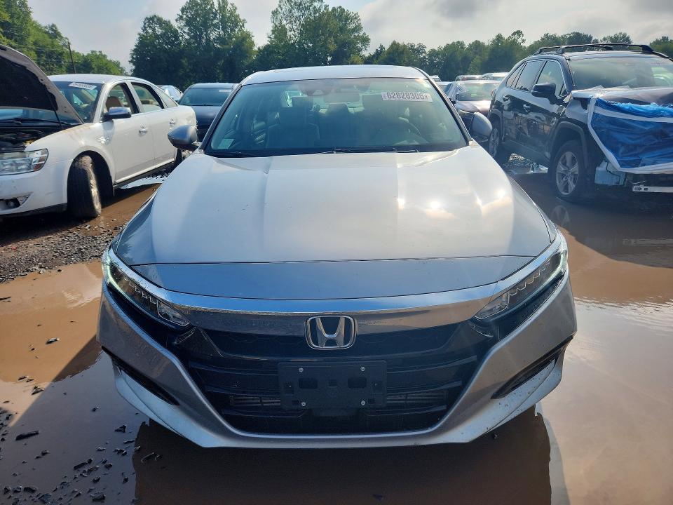 2019 Honda Accord მანქანა იყიდება აუქციონზე, vin: 1HGCV1F45KA035338, აუქციონის ნომერი: 62828306
