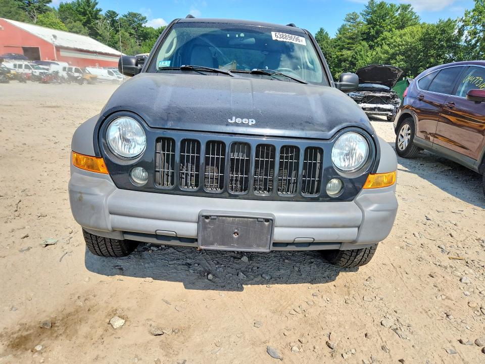 2005 Jeep Liberty მანქანა იყიდება აუქციონზე, vin: 1J4GL48KX5W585588, აუქციონის ნომერი: 63889696