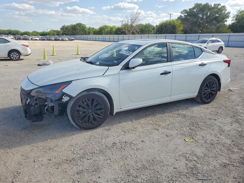 Auction sale of the 2025 Nissan Altima, vin: 1N4BL4DV6SN409922, lot number: 64773206