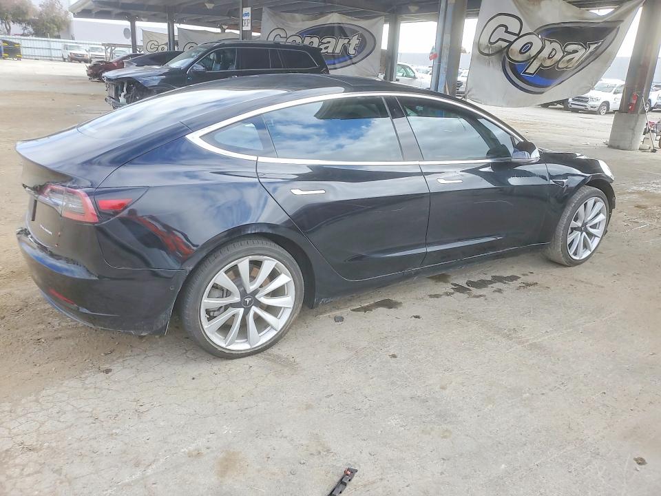 Продаж на аукціоні авто 2019 Tesla Model 3, vin: 5YJ3E1EB2KF408468, номер лоту: 64704336